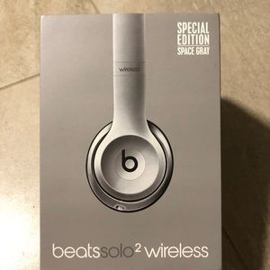 Beats Solo 2 Wireless Headphones